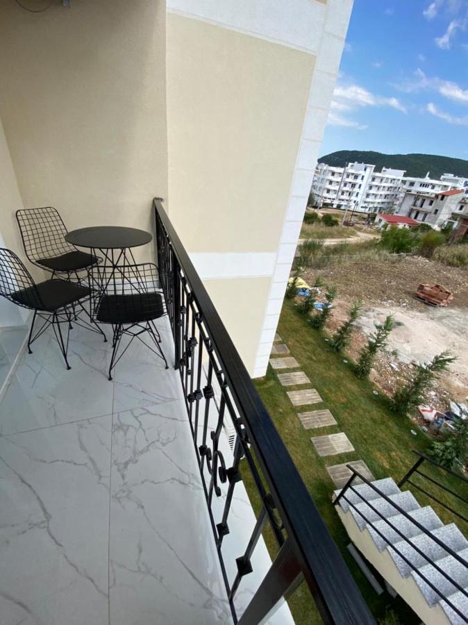 Golden Hill Ksamil Hotel Exterior photo